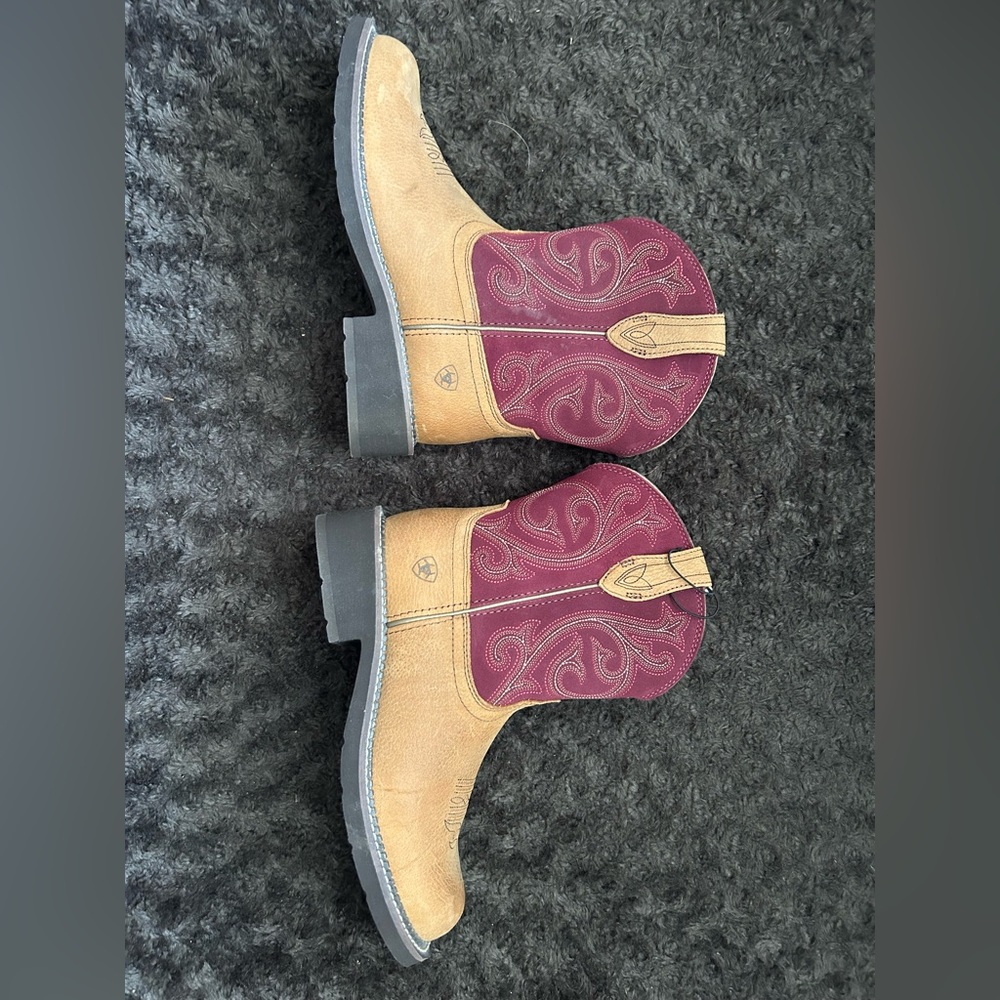 Ariat Fat Baby Pink and Brown